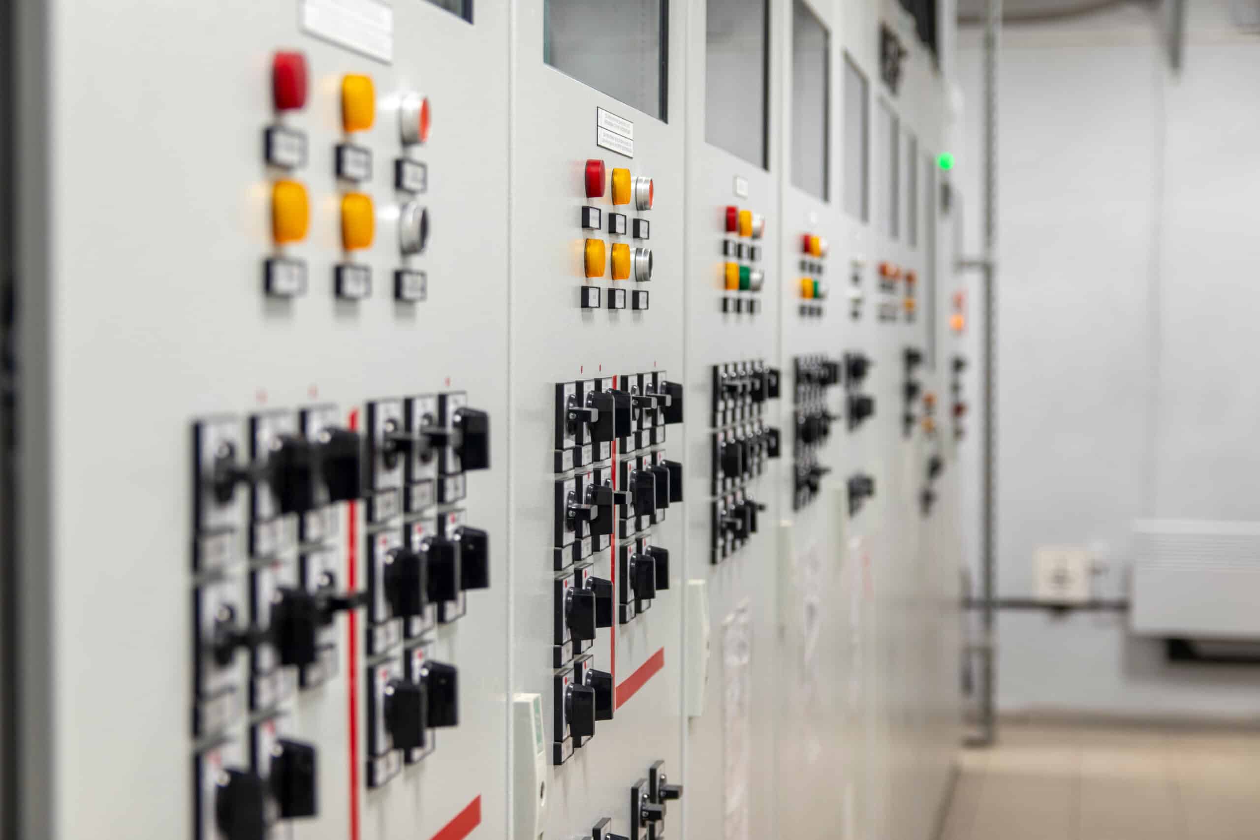 Professional electrical power distribution center - 2.4kV switchgear and MCC systems